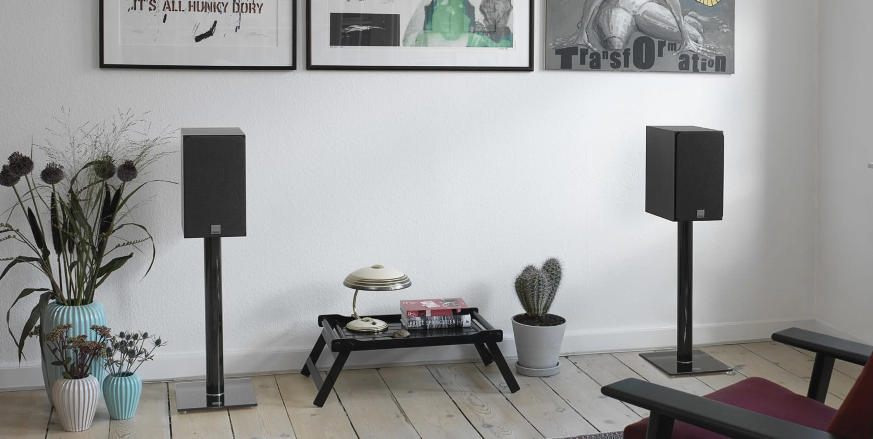 OBERON 3 | Stand-mount speaker with floorstander sound | DALI Speakers